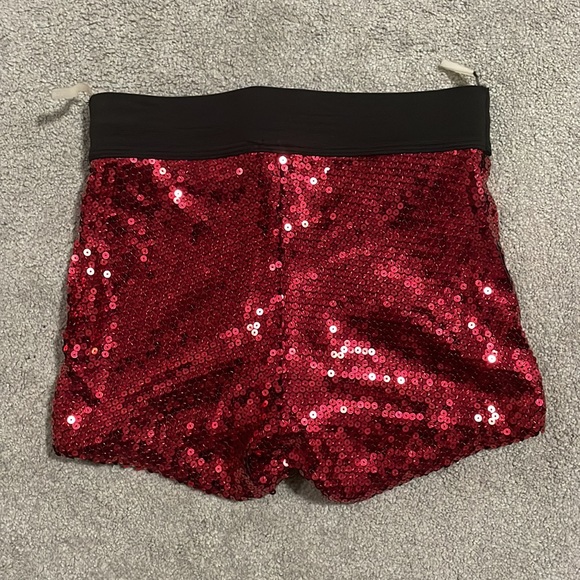 Hottie red sequinned shorts. Size small - Picture 2 of 5
